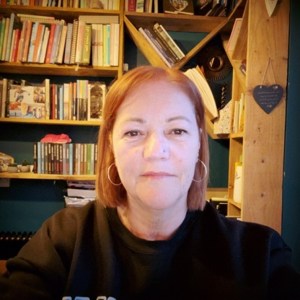 Author image for Helen Golden